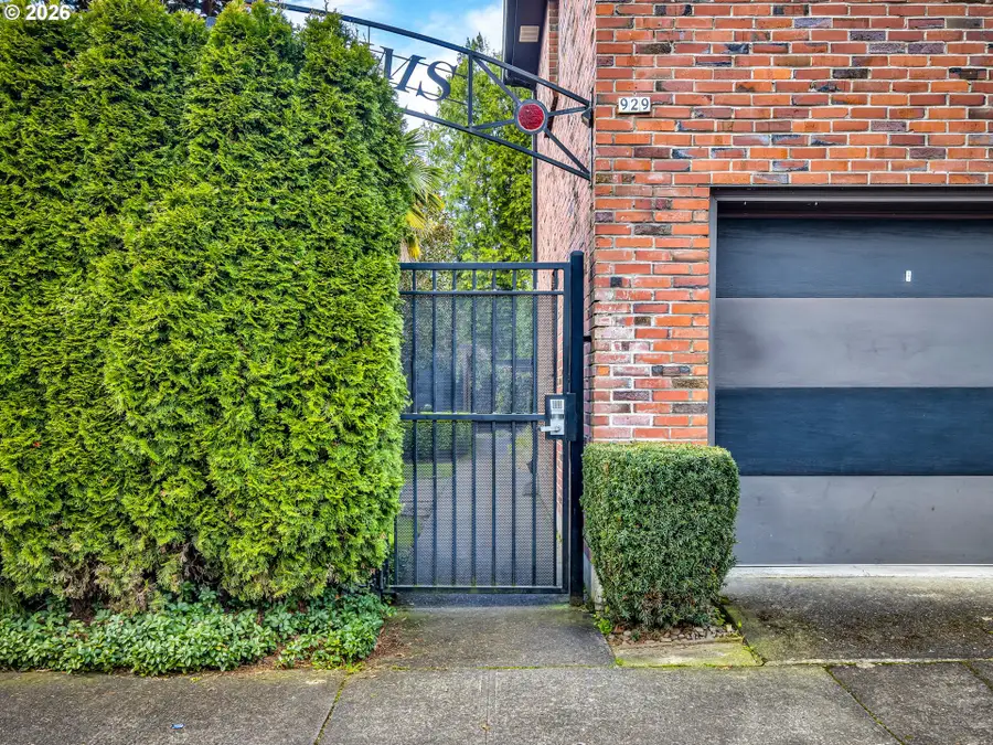 929 SE 16th Ave #3, Portland, OR 97214 - #2