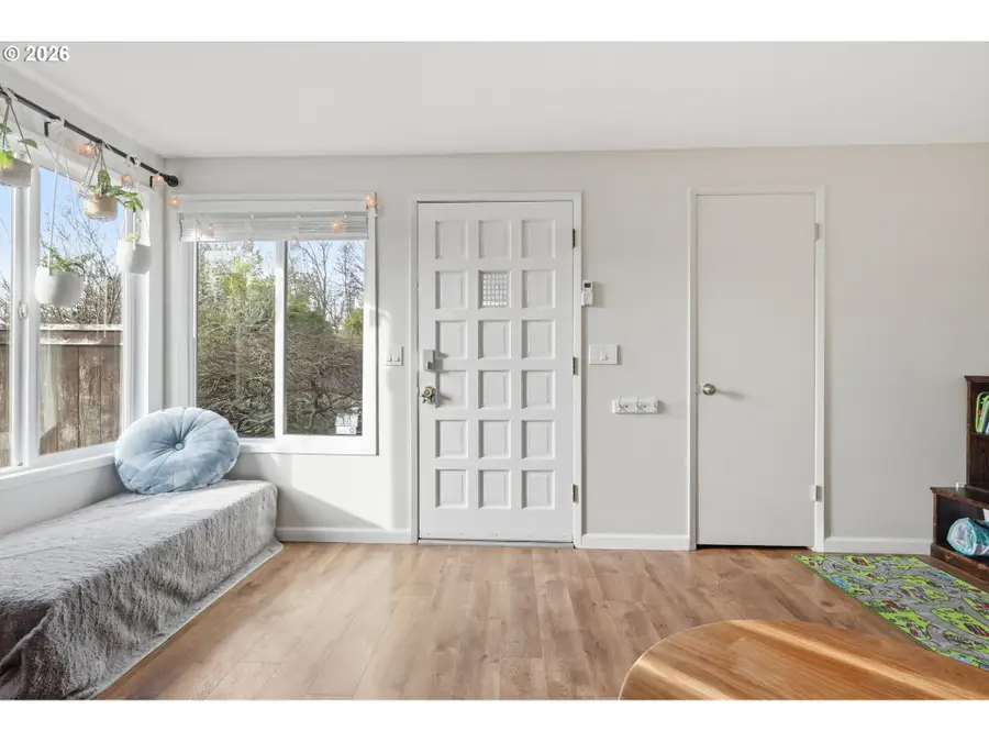 19350 SW Murphy St, Beaverton, OR 97078 - Image #3