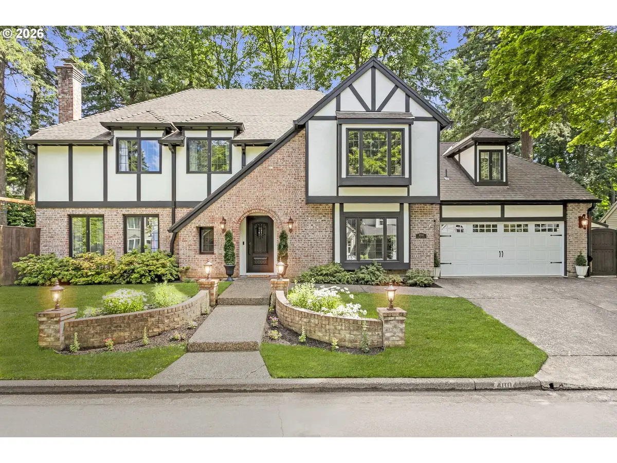 4004 Melissa Dr, Lake Oswego, OR 97034 - #1