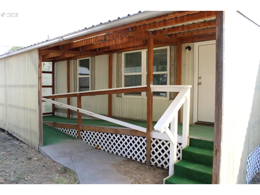 514 SW 13th St, Pendleton, OR 97801 - Image #2