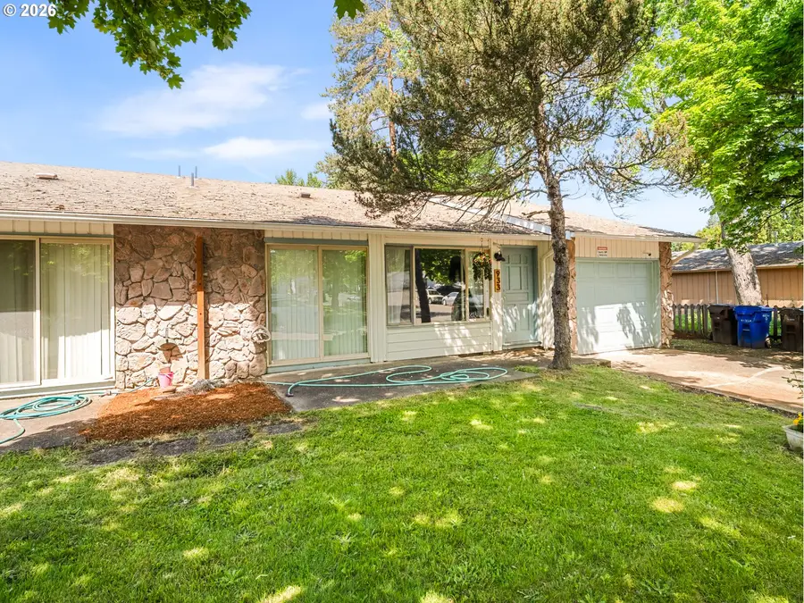 933 SE Rene Ave, Gresham, OR 97080 - #3