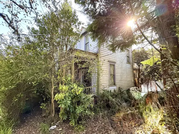 1231 Central Ave, CoosBay, OR 97420