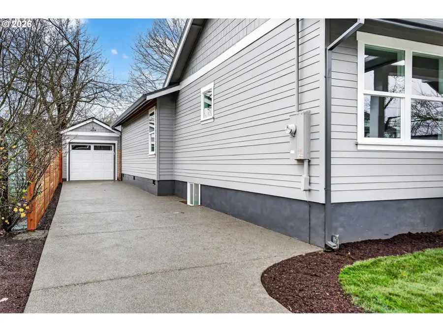 3405 NE 56th Ave, Portland, OR 97213 - Image #3