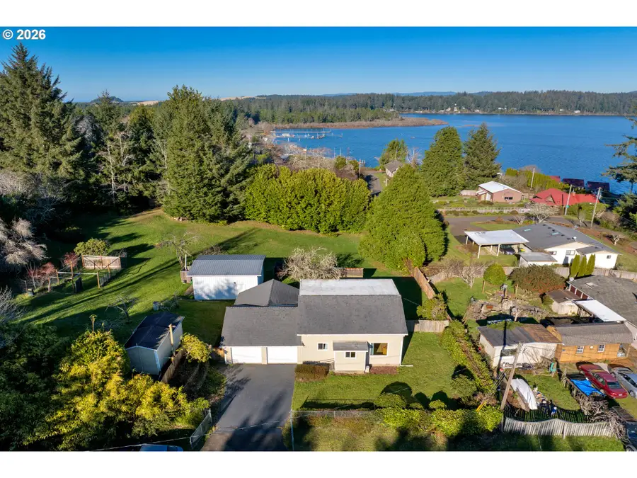 4817 Laguna Ave, Westlake, OR 97493 - Image #2