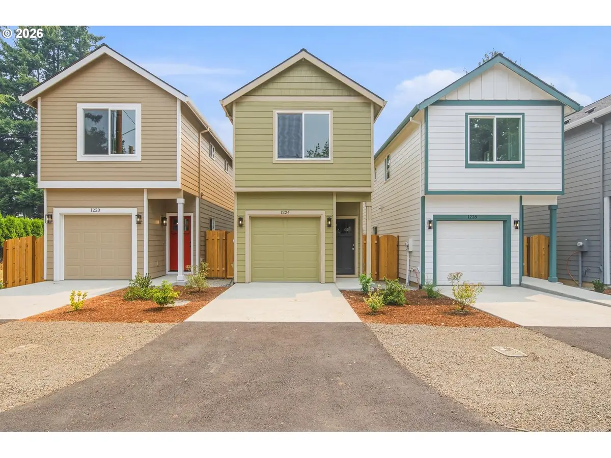 1224 SE 151 St Ave, Portland, OR 97233 - #1