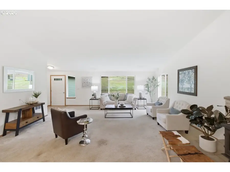 37905 S Wilhoit Rd, Molalla, OR 97038 - Image #3