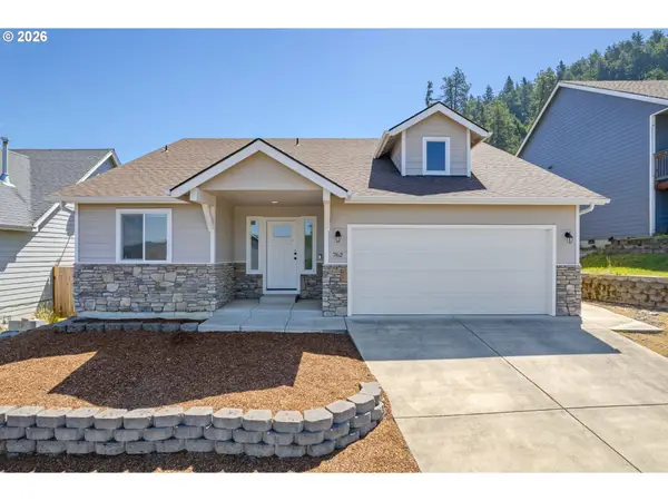 762 Kayla Marie, Creswell, OR 97426