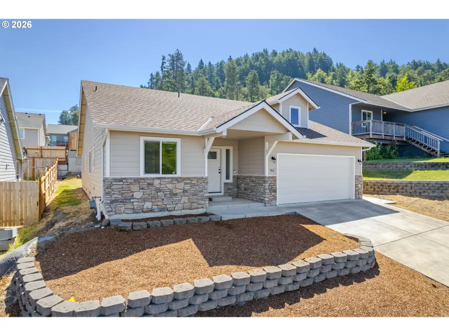 762 Kayla Marie, Creswell, OR 97426 - #2