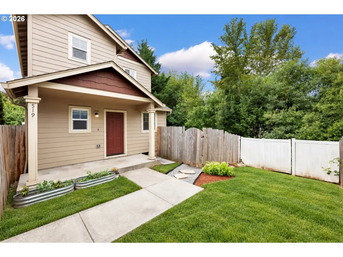 519 NE 2nd St, Battle Ground, WA 98604 - #1