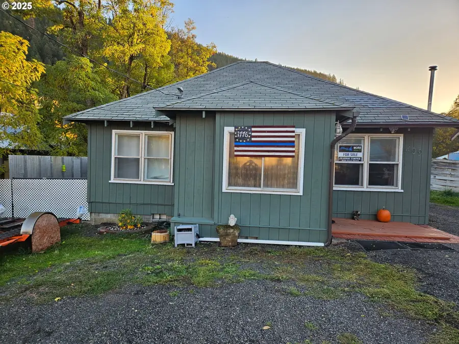 409 N Main St, Klickitat, WA 98628 - Image #3