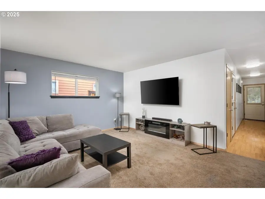 9325 N Haven Ave, Portland, OR 97203 - Image #3