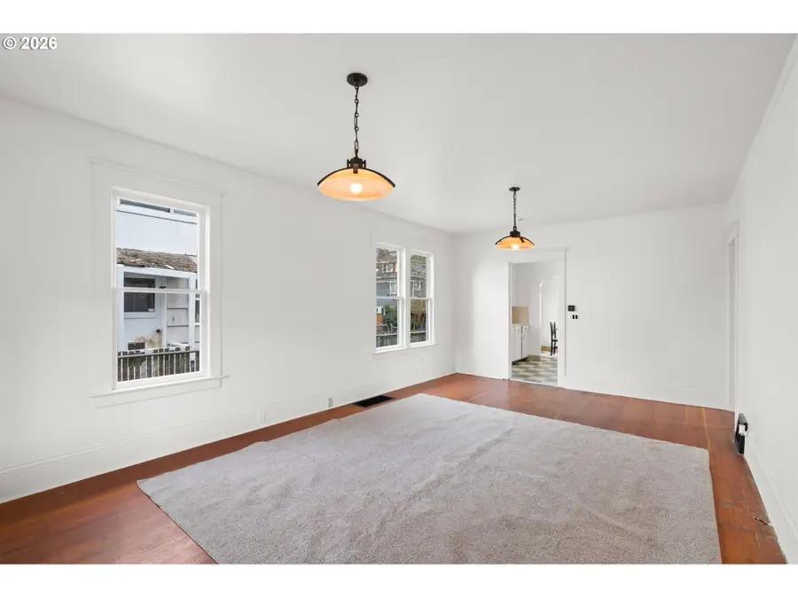 501 W 23rd St, Vancouver, WA 98660 - #2