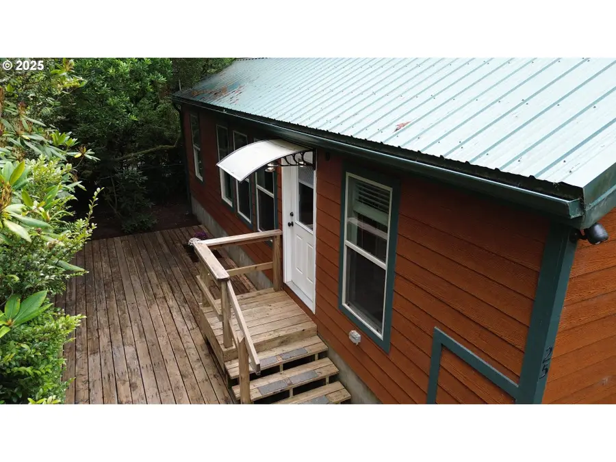 25 Sand Dollar Dr, Florence, OR 97439 - Image #2