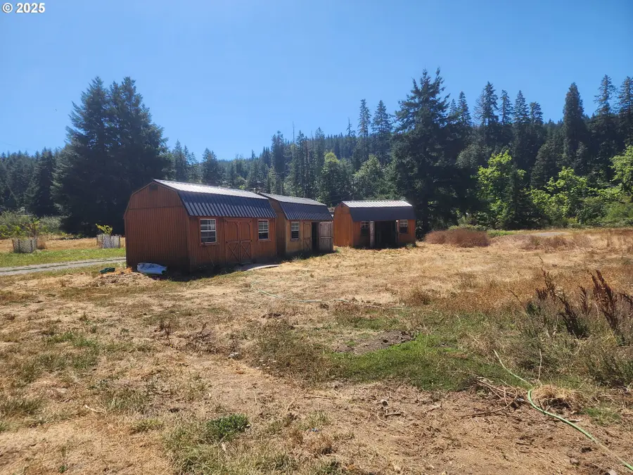 920 Buck Creek Rd, Drain, OR 97435 - Image #2
