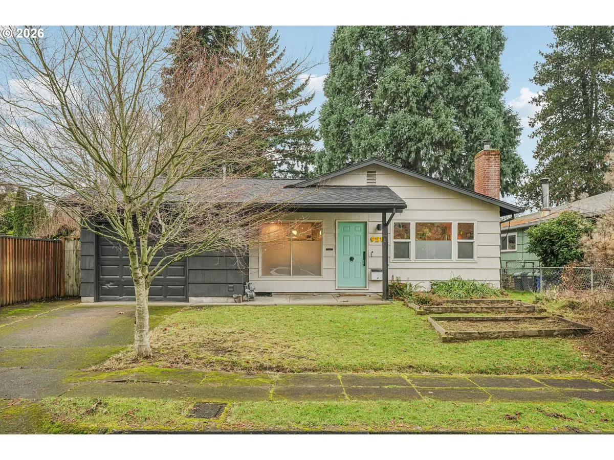 9210 N Windle St, Portland, OR 97203 - Image #1