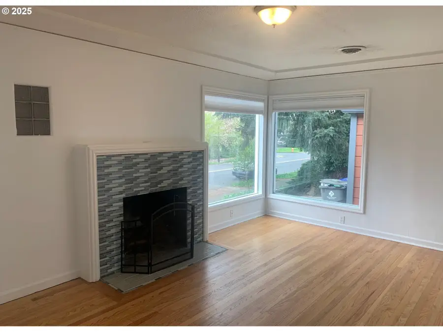 3552 NE Killingsworth St, Portland, OR 97211 - Image #3