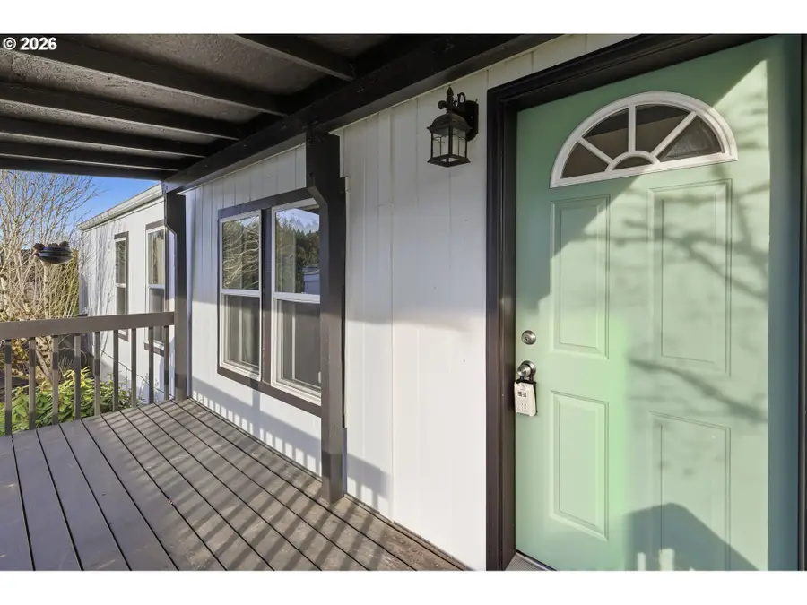 301 E Columbia Dr #62, Newberg, OR 97132 - Image #3