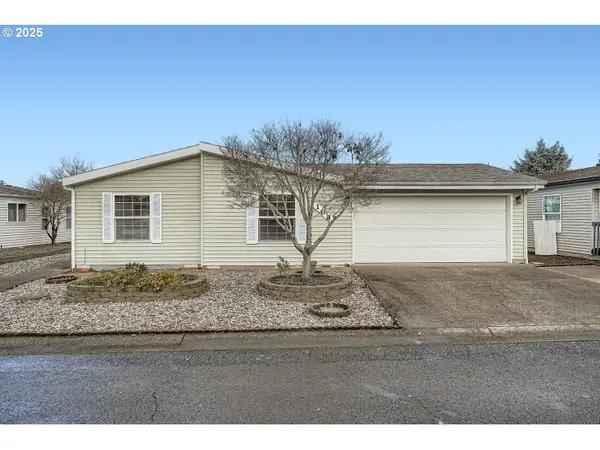 16500 SE 1st St #108, Vancouver, WA 98684