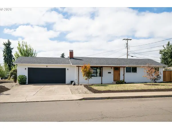 2302 Grovedale Dr, Springfield, OR 97477