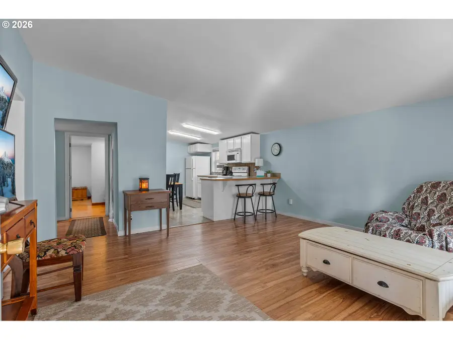 859 NW Ewen St, Prineville, OR 97754 - #2