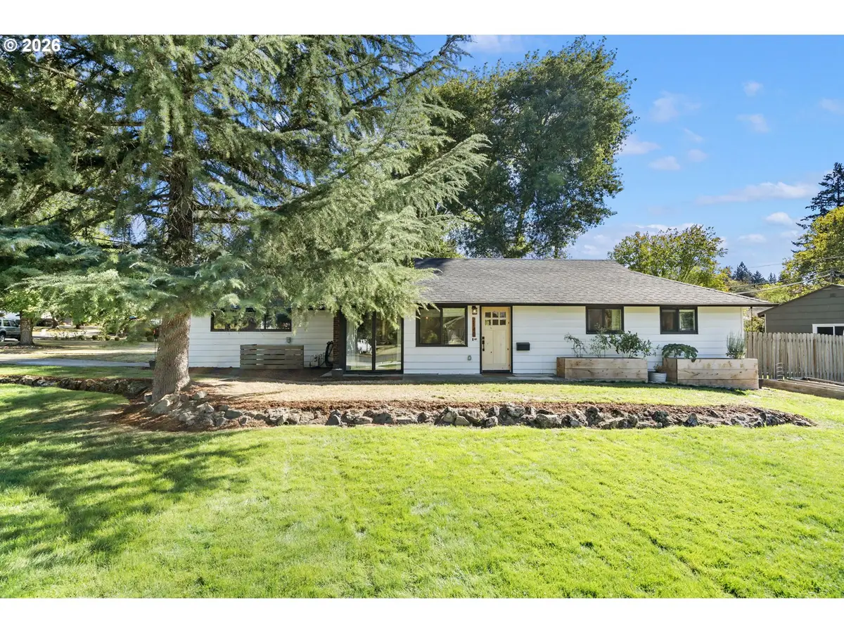 2140 SW Huntington Ave, Portland, OR 97225 - #1