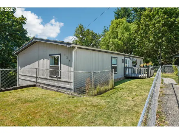 127 Pioneer Ave Ne, CastleRock, WA 98611