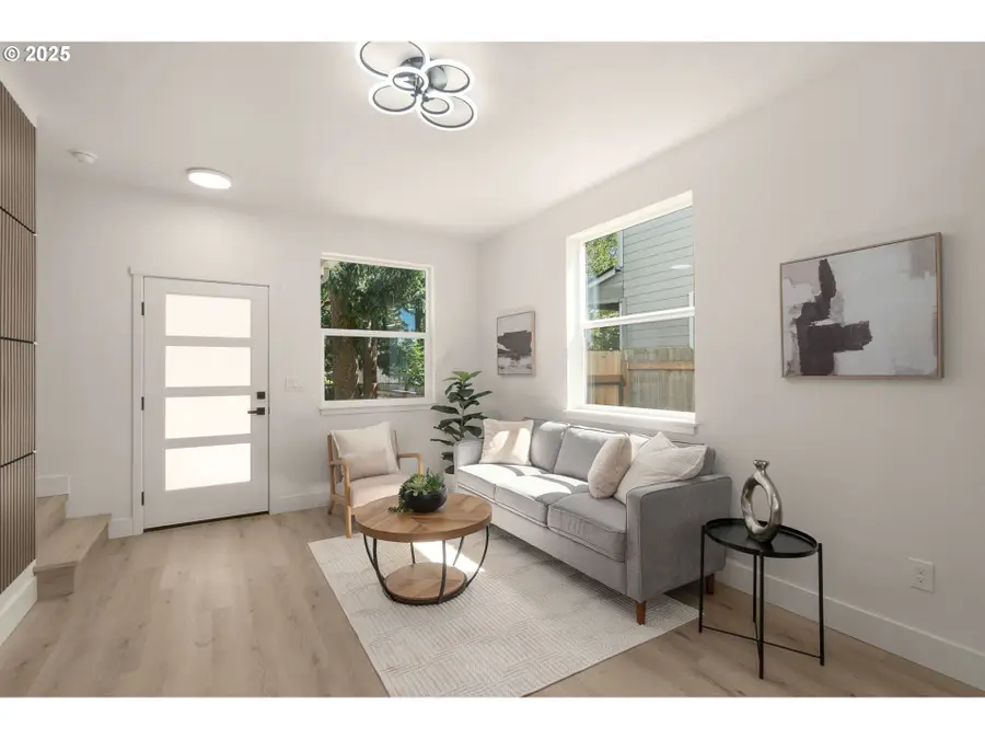 3106 SE 79 - Tibbetts #C, Portland, OR 97206 - Image #2