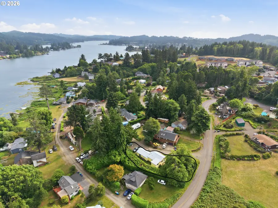 4900 NE H Ave, Neotsu, OR 97364 - #2
