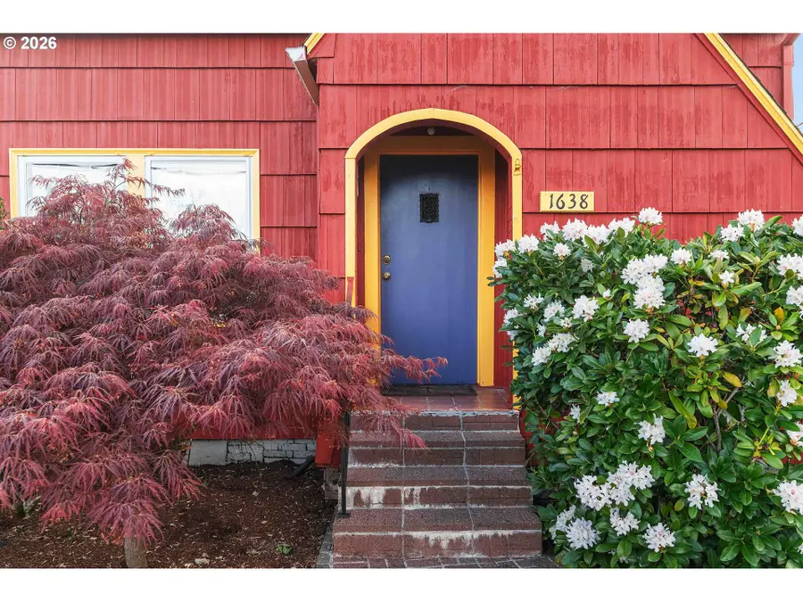 1638 Birch St, Forest Grove, OR 97116 - #3