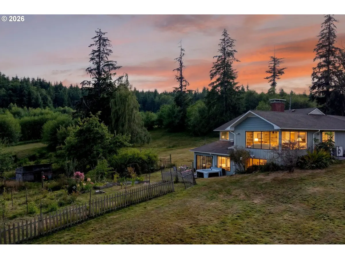 37758 Harrison Ln, Astoria, OR 97103 - #1