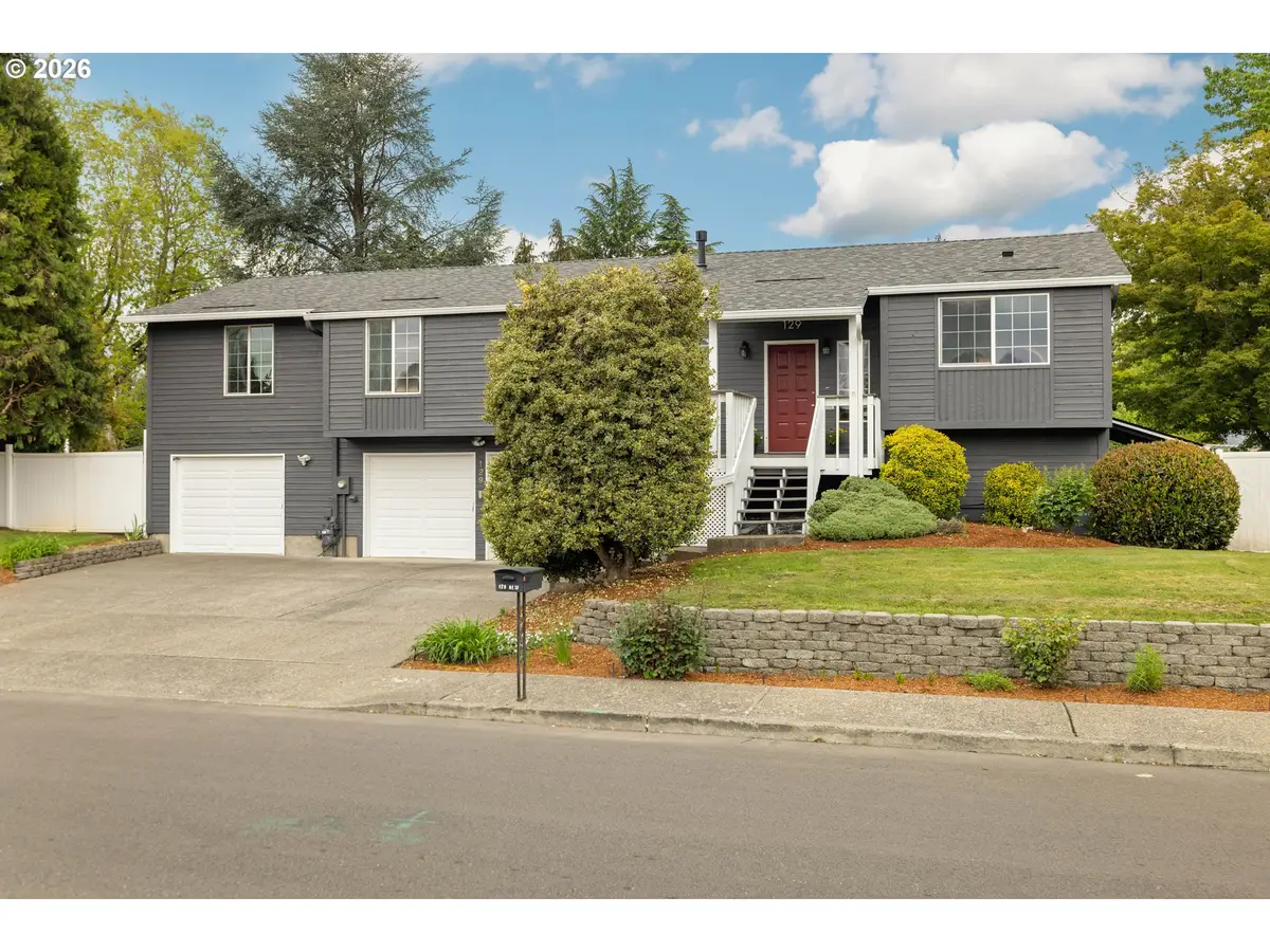 129 NE 39th Ave, Hillsboro, OR 97124 - #1