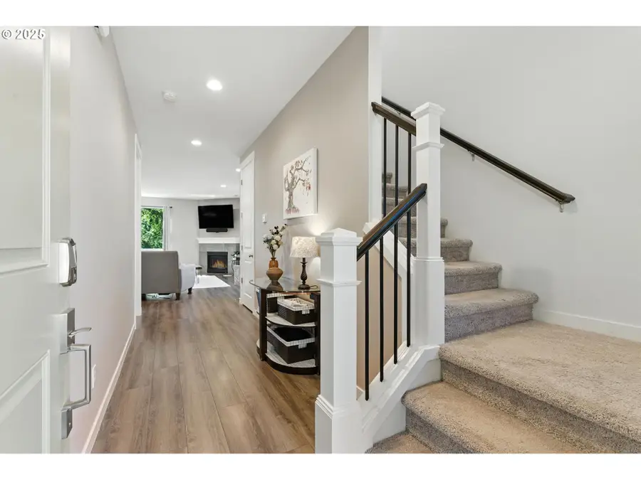 17912 SW Lockwood Ct, Sherwood, OR 97140 - Image #2