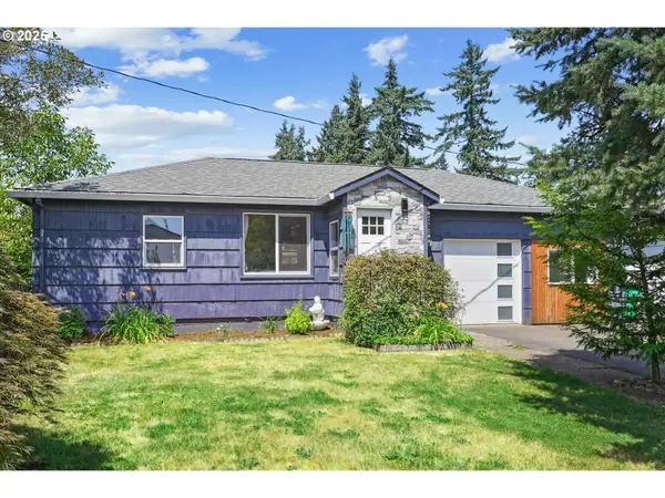 13943 SE Lincoln St #A, Portland, OR 97233