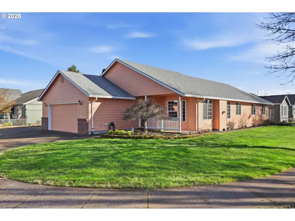 1350 SW Darci Dr, McMinnville, OR 97128