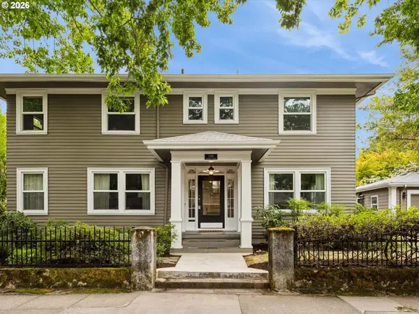 1130 NE Brazee St, Portland, OR 97212