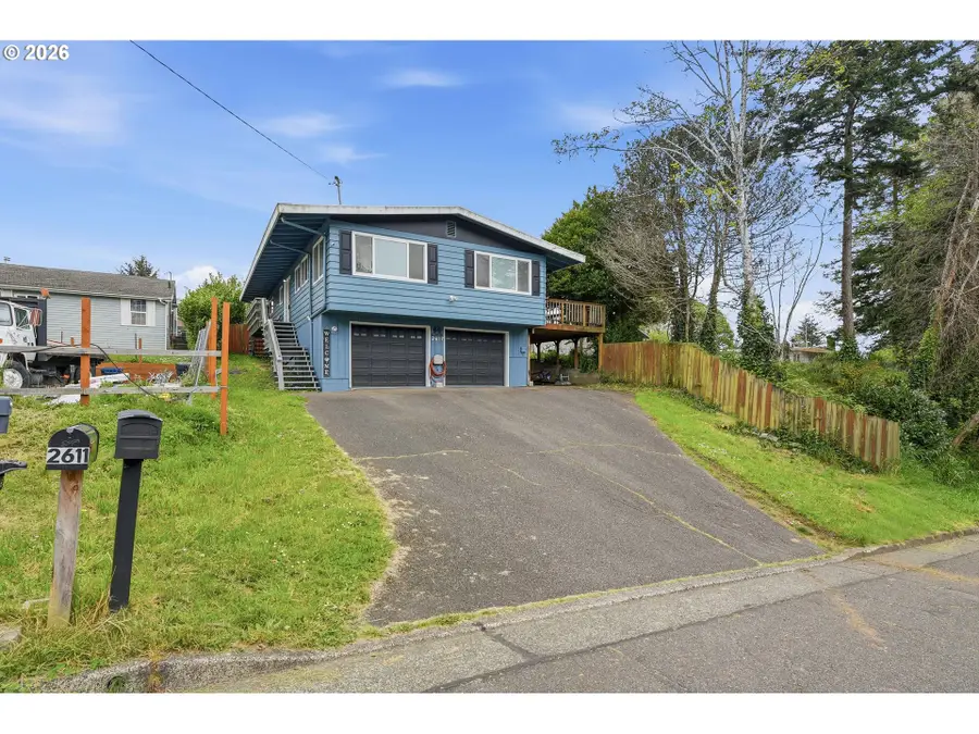 2617 Union Ave, North Bend, OR 97459 - #2