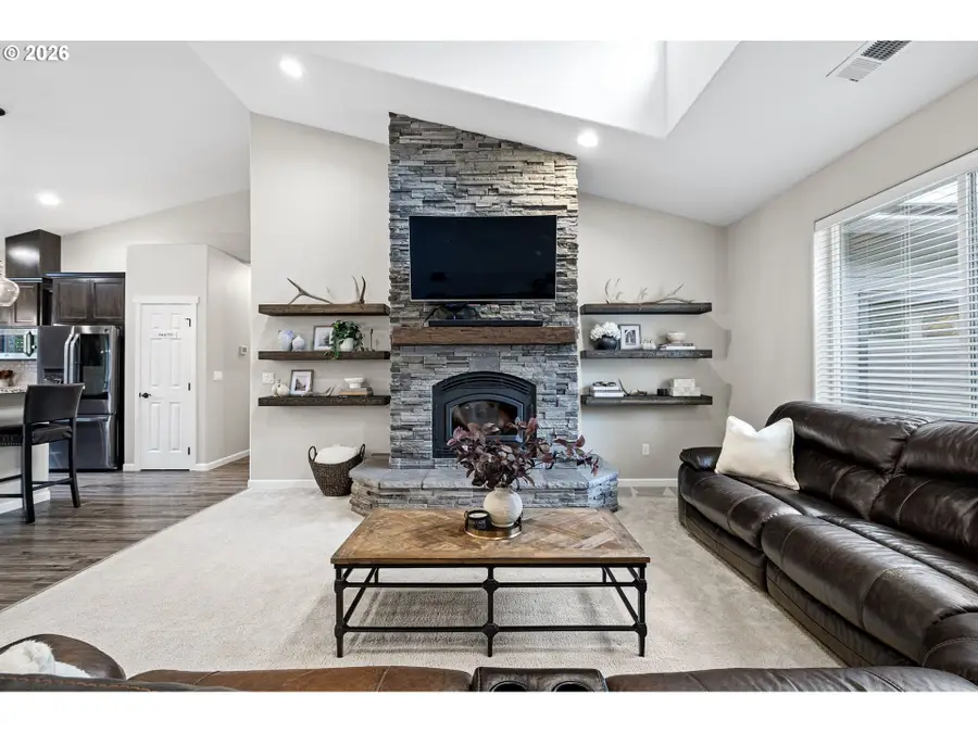 24741 Hall Rd, Cheshire, OR 97419 - #3