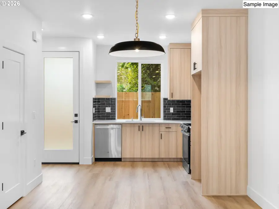 3558 N Haight Ave #5, Portland, OR 97227 - #2