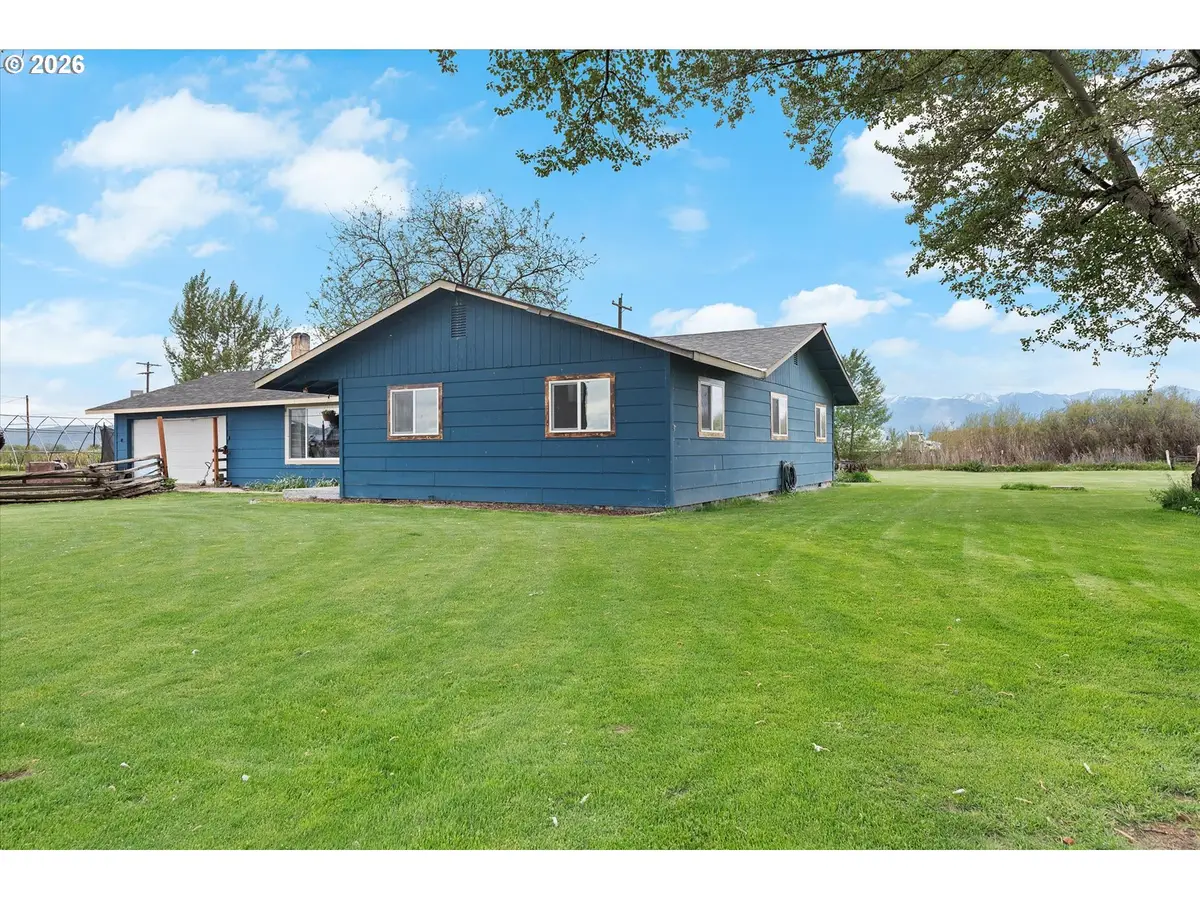 20352 S Airport Ln, Baker City, OR 97814 - #1
