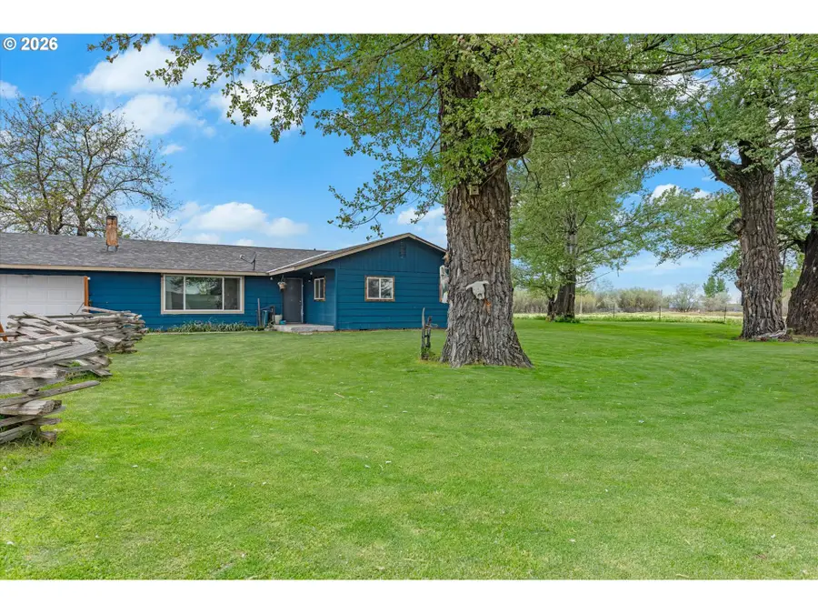20352 S Airport Ln, Baker City, OR 97814 - #3