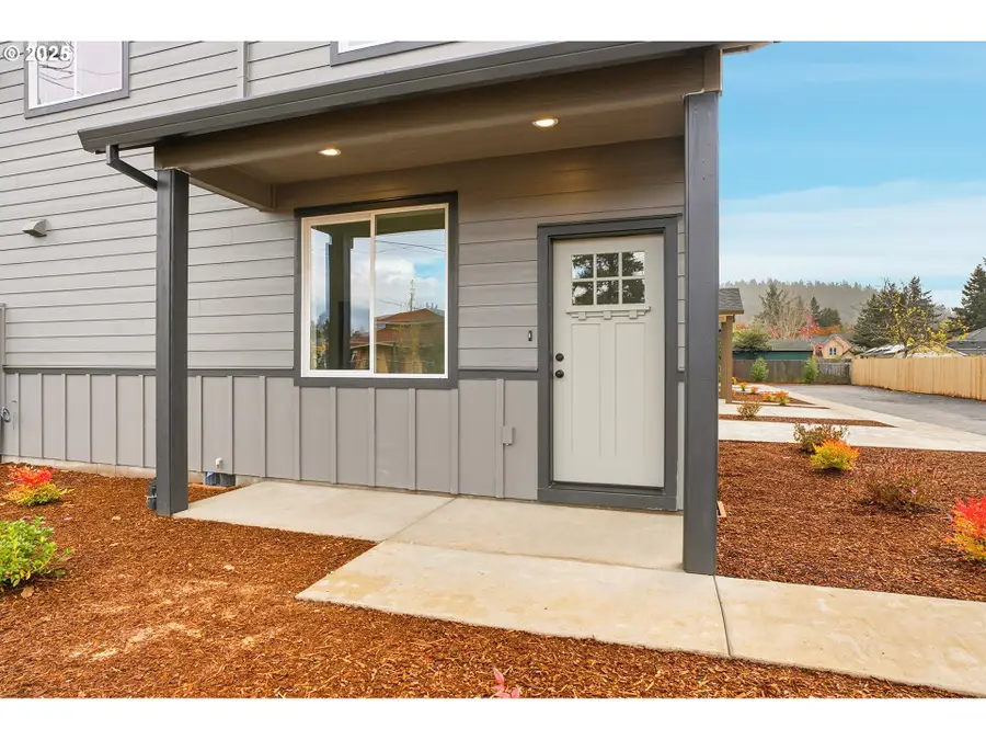 14722 SE Powell Blvd, Portland, OR 97236 - Image #3