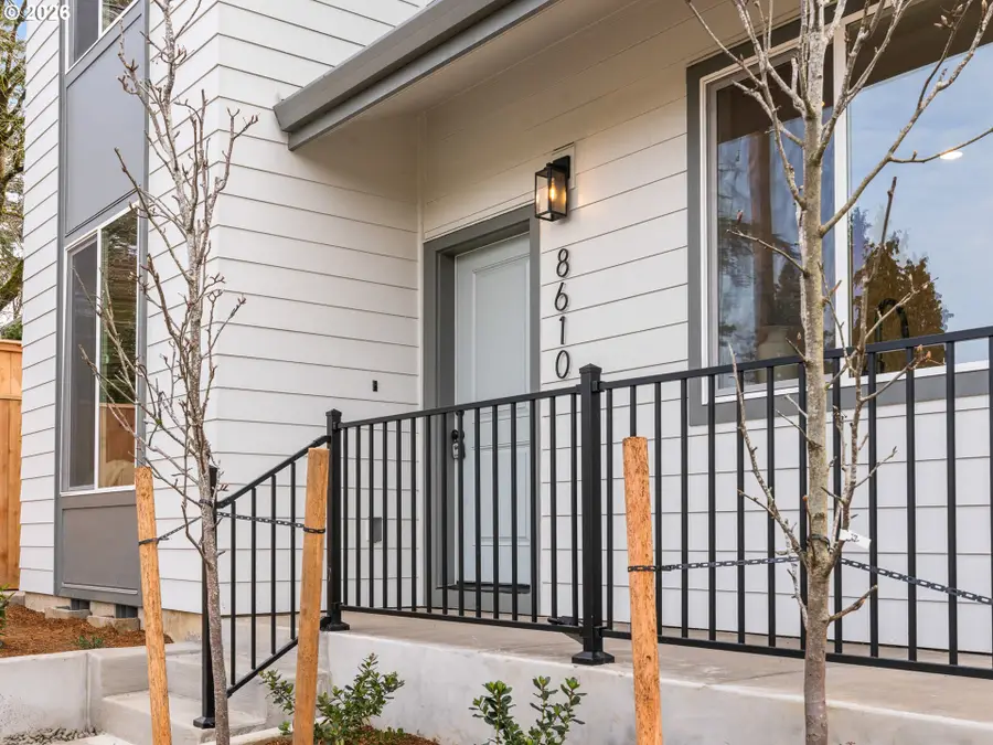 8610 SW 21st Ave #6, Portland, OR 97219 - Image #2