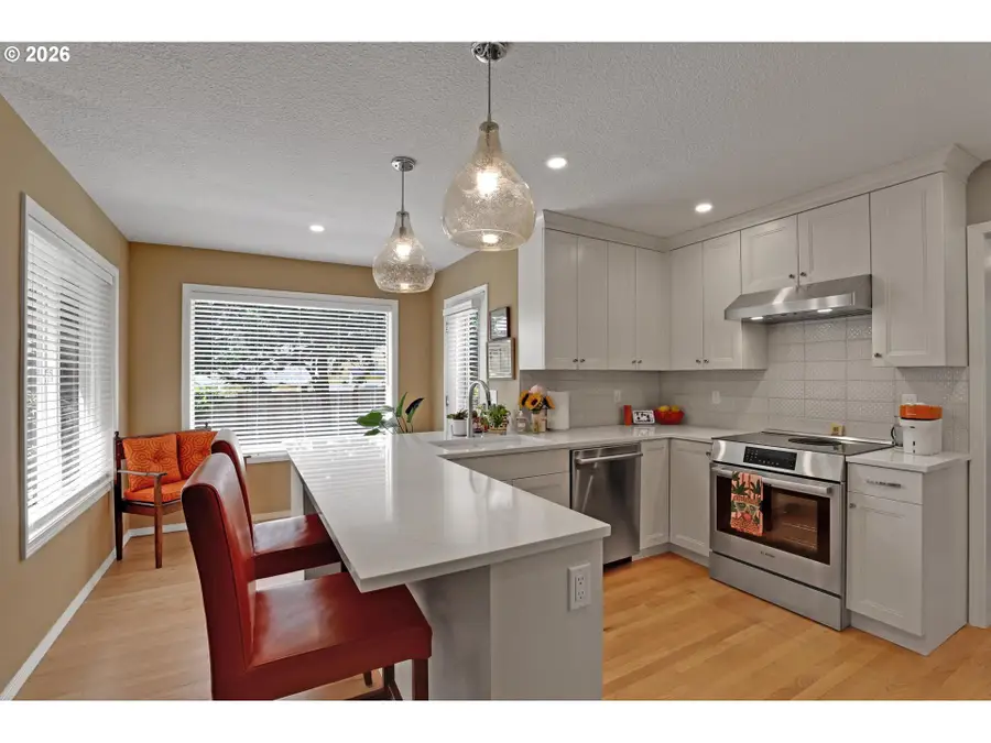 7437 SW 32nd Ave, Portland, OR 97219 - #3