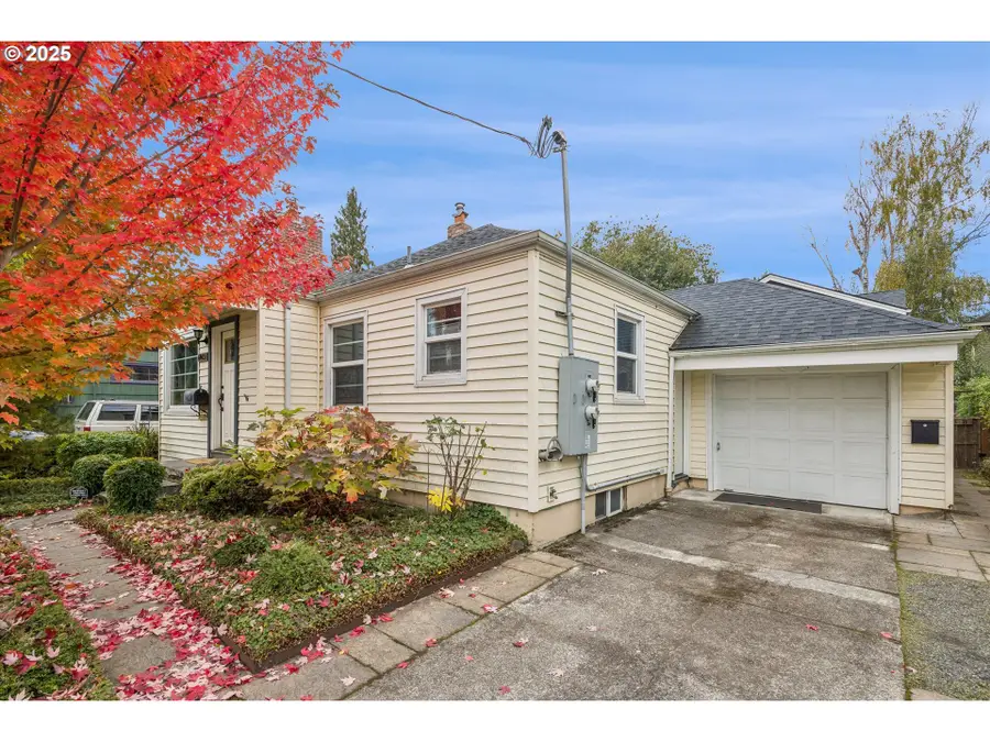6443 NE 33rd Ave #A, Portland, OR 97211 - Image #2
