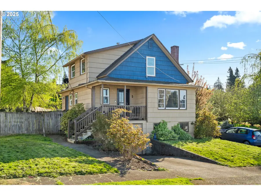 410 E D St, Rainier, OR 97048 - #3