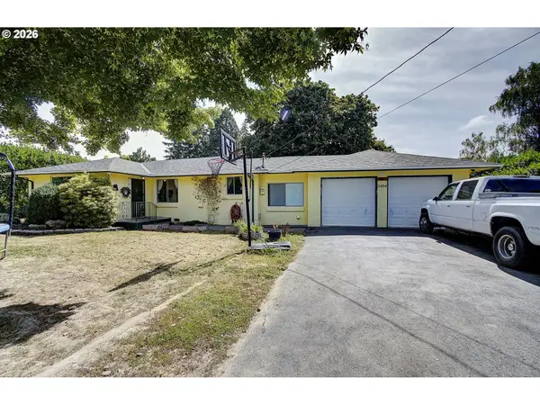 2404 46th Ave, Longview, WA 98632