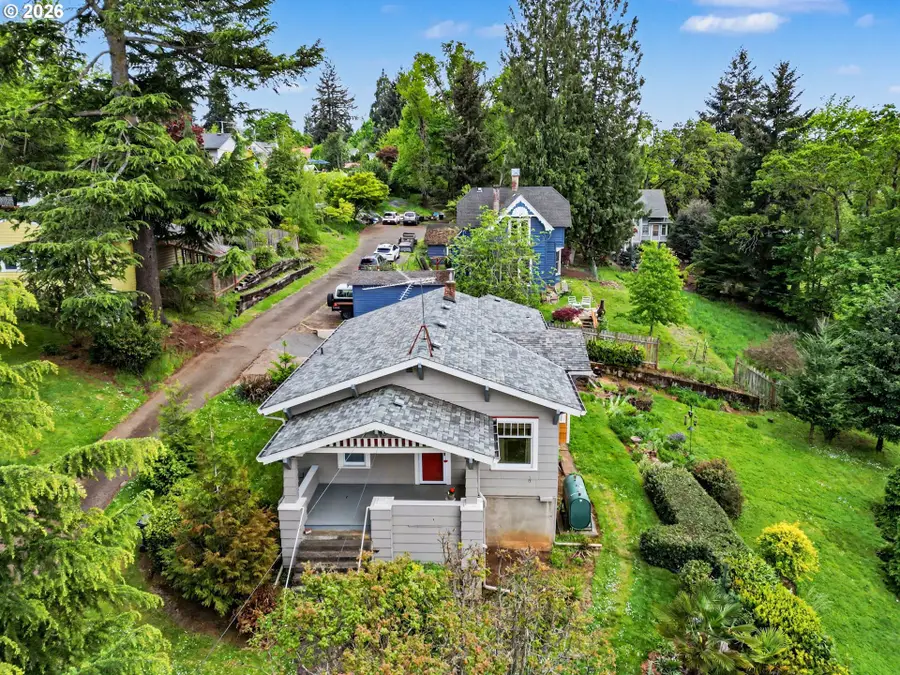 700 Oak St, Silverton, OR 97381 - #2