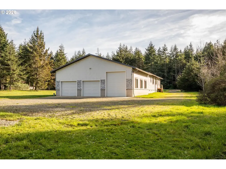 87829 Two Mile Ln, Bandon, OR 97411 - #3