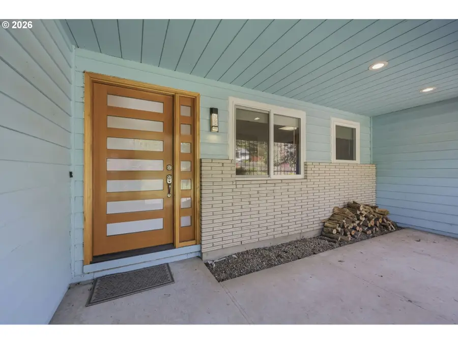 17243 SE Oatfield Rd, Milwaukie, OR 97267 - #2