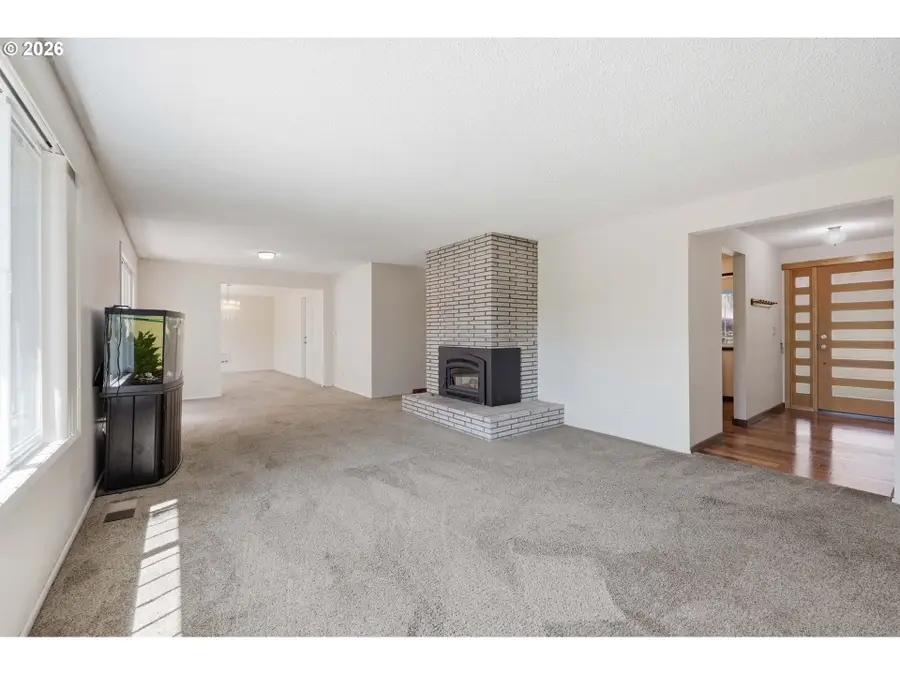 17243 SE Oatfield Rd, Milwaukie, OR 97267 - #3